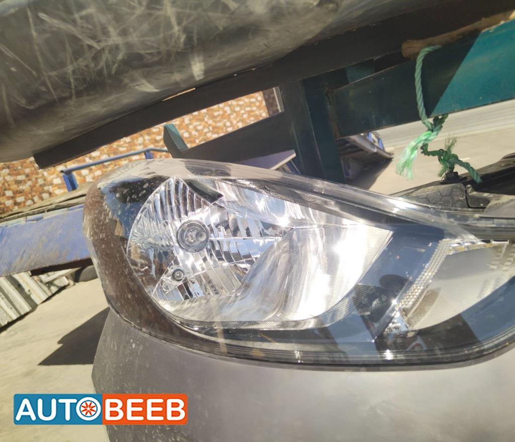 ضوء امامي يمين هيونداي i10 2021 2022