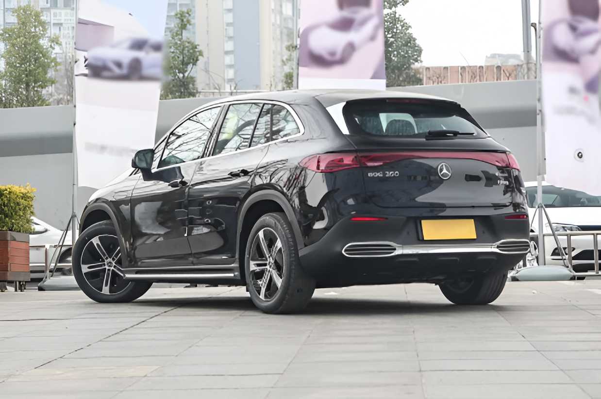 مرسيدس بنز EQE350 2024