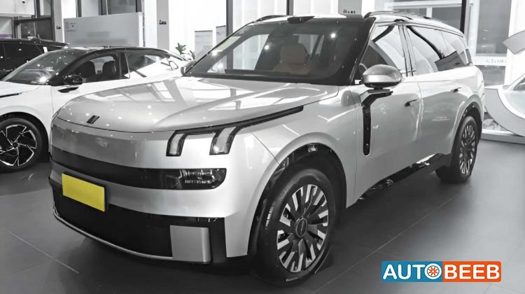 Lynk & Co 900 2025
