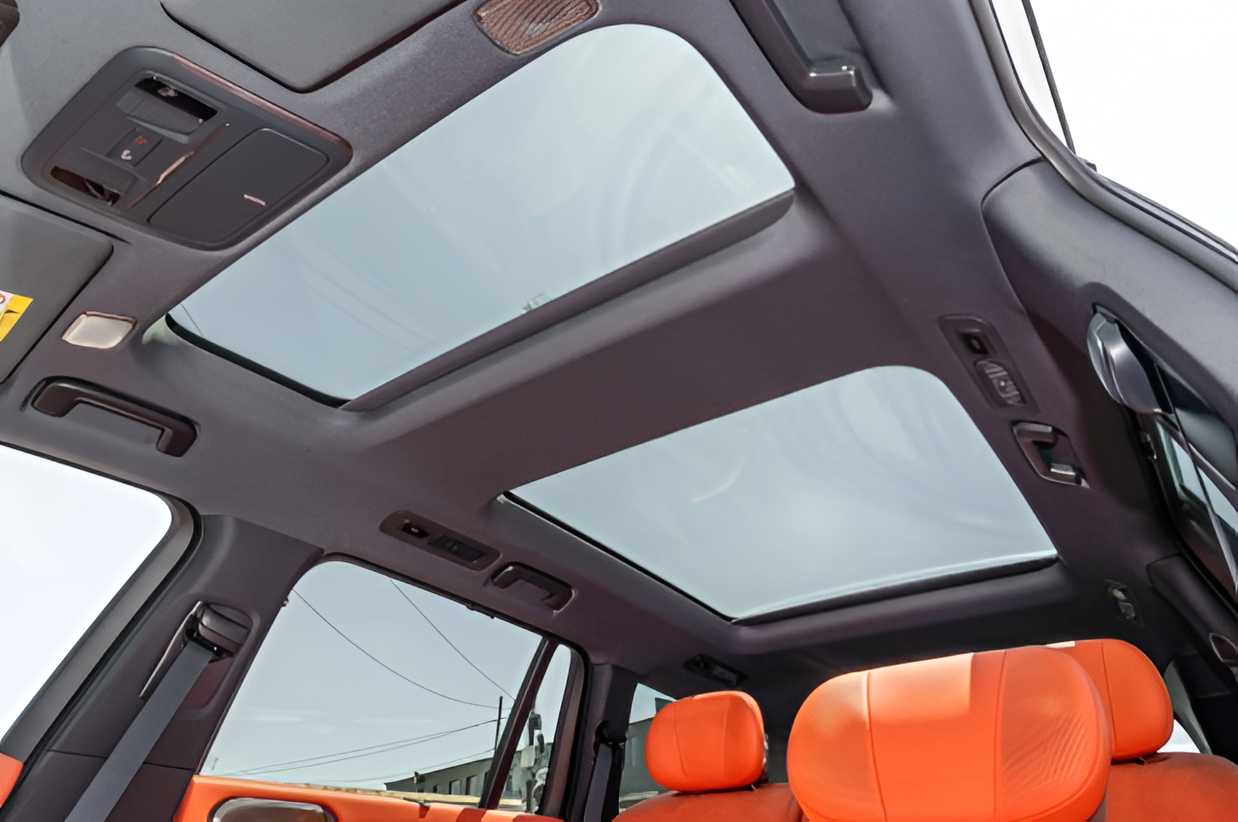 Lynk & Co 900 2025