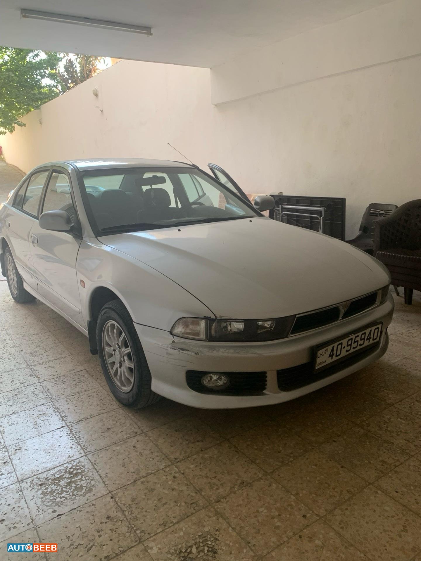 Mitsubishi Galant 2003