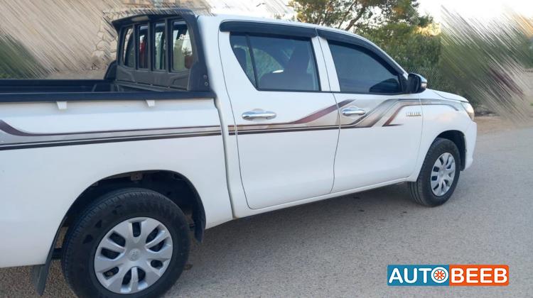 Toyota Hilux 2017
