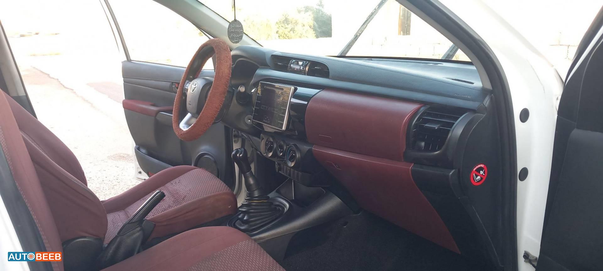 Toyota Hilux 2017