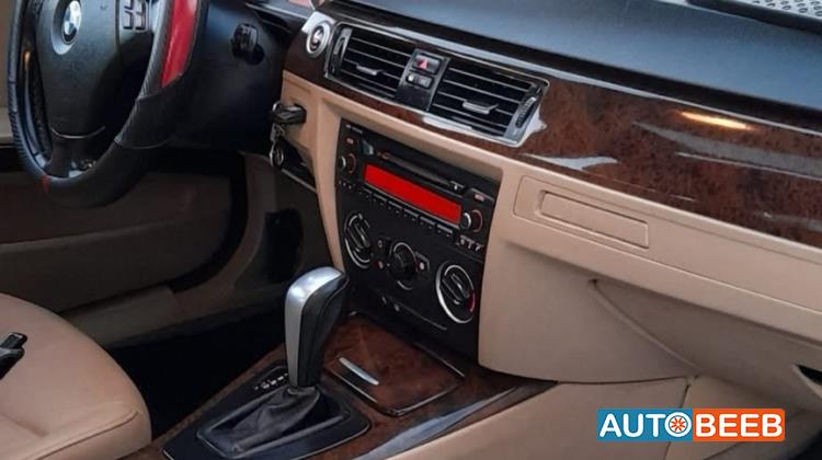 BMW 320 2008