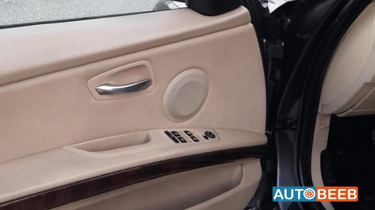 BMW 320 2008