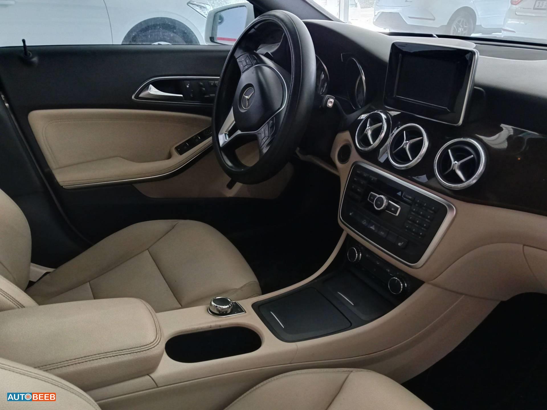 مرسيدس بنز CLA250 2014