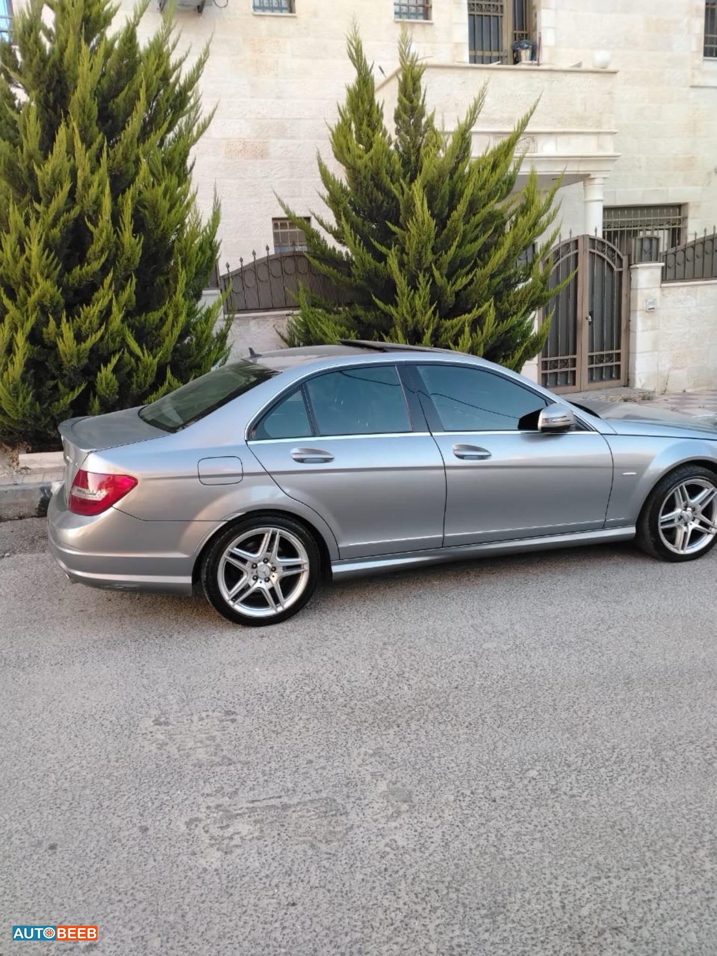 مرسيدس بنز C200 2008