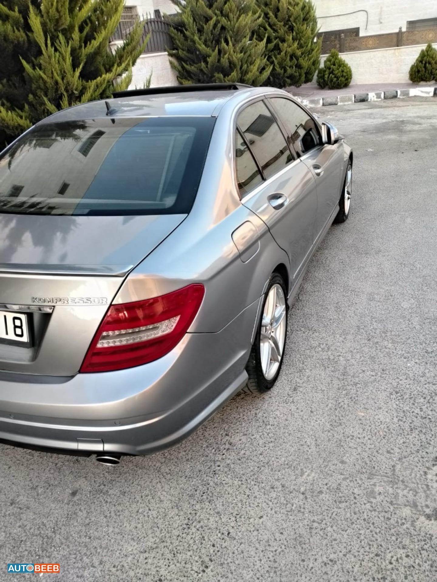 مرسيدس بنز C200 2008