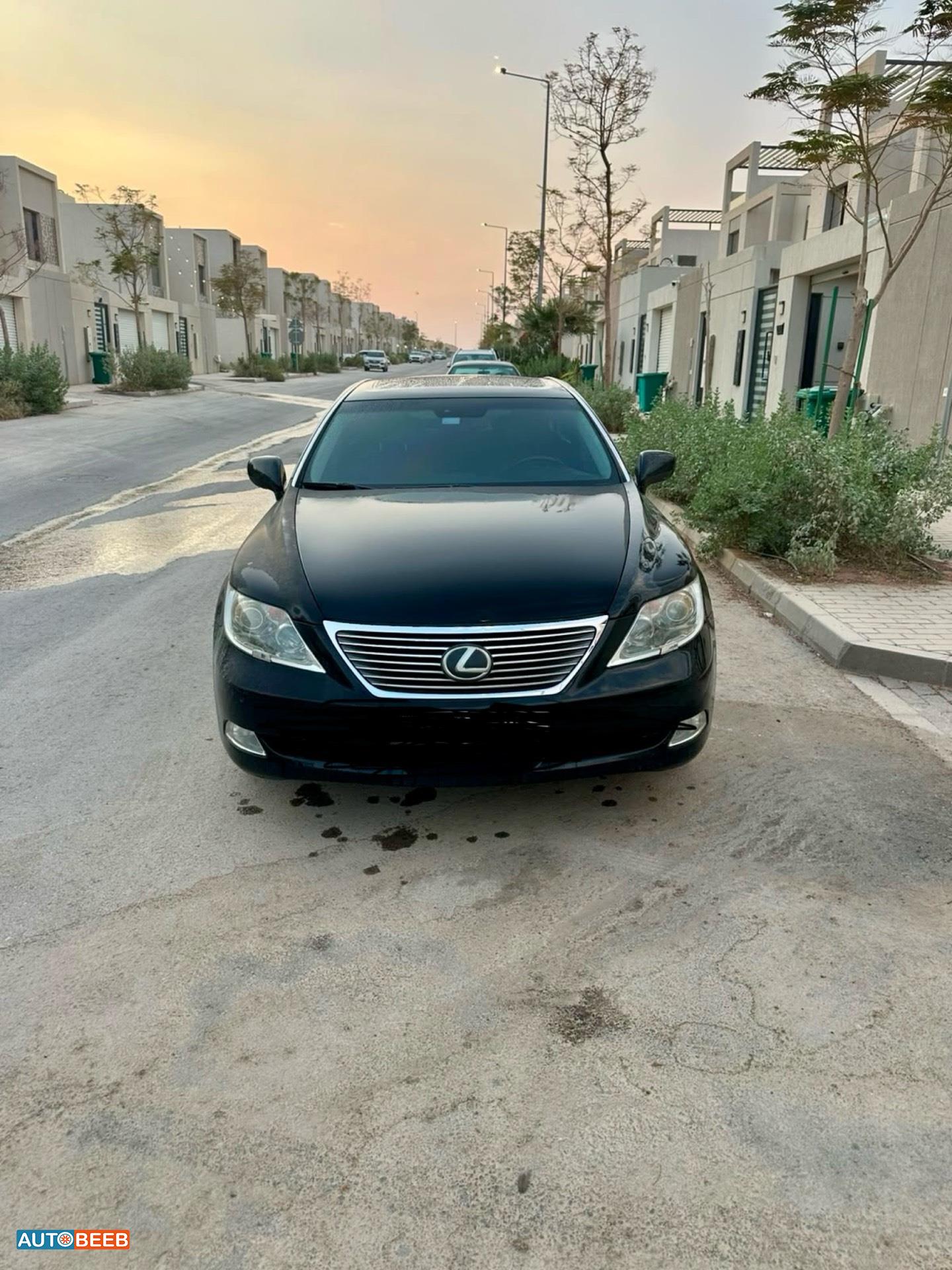 Lexus LS460 2008
