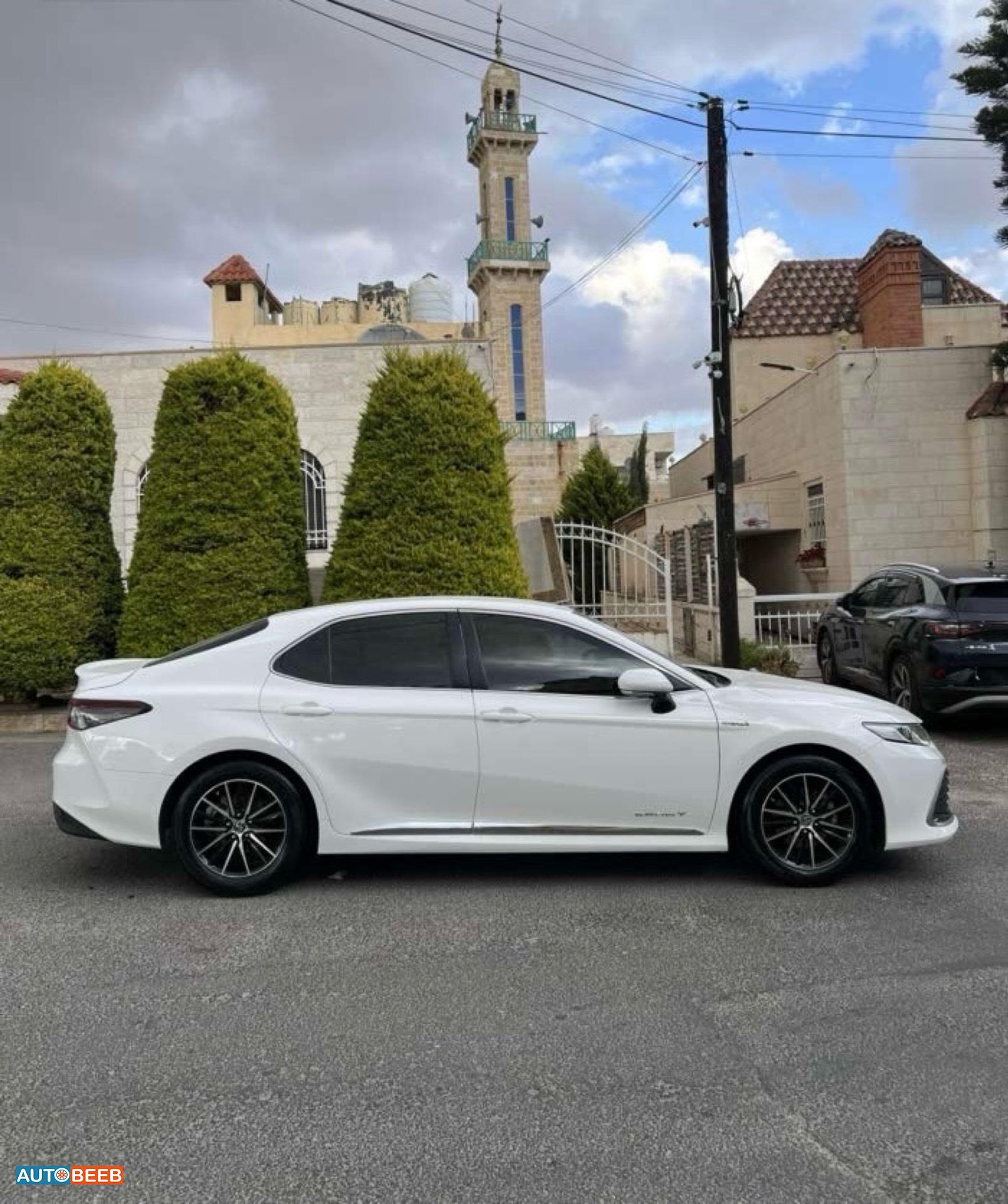 Toyota Camry 2022