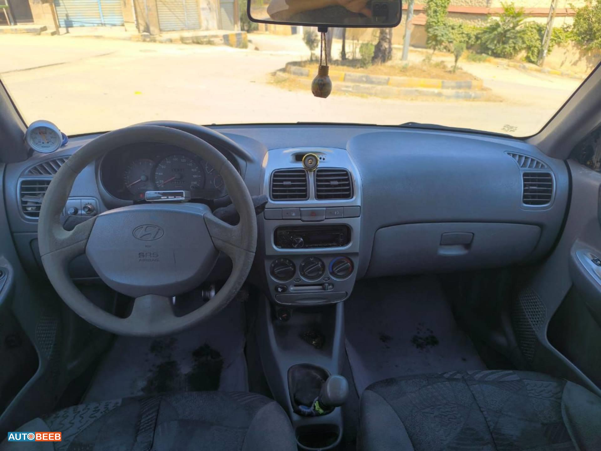 Hyundai Verna 2001