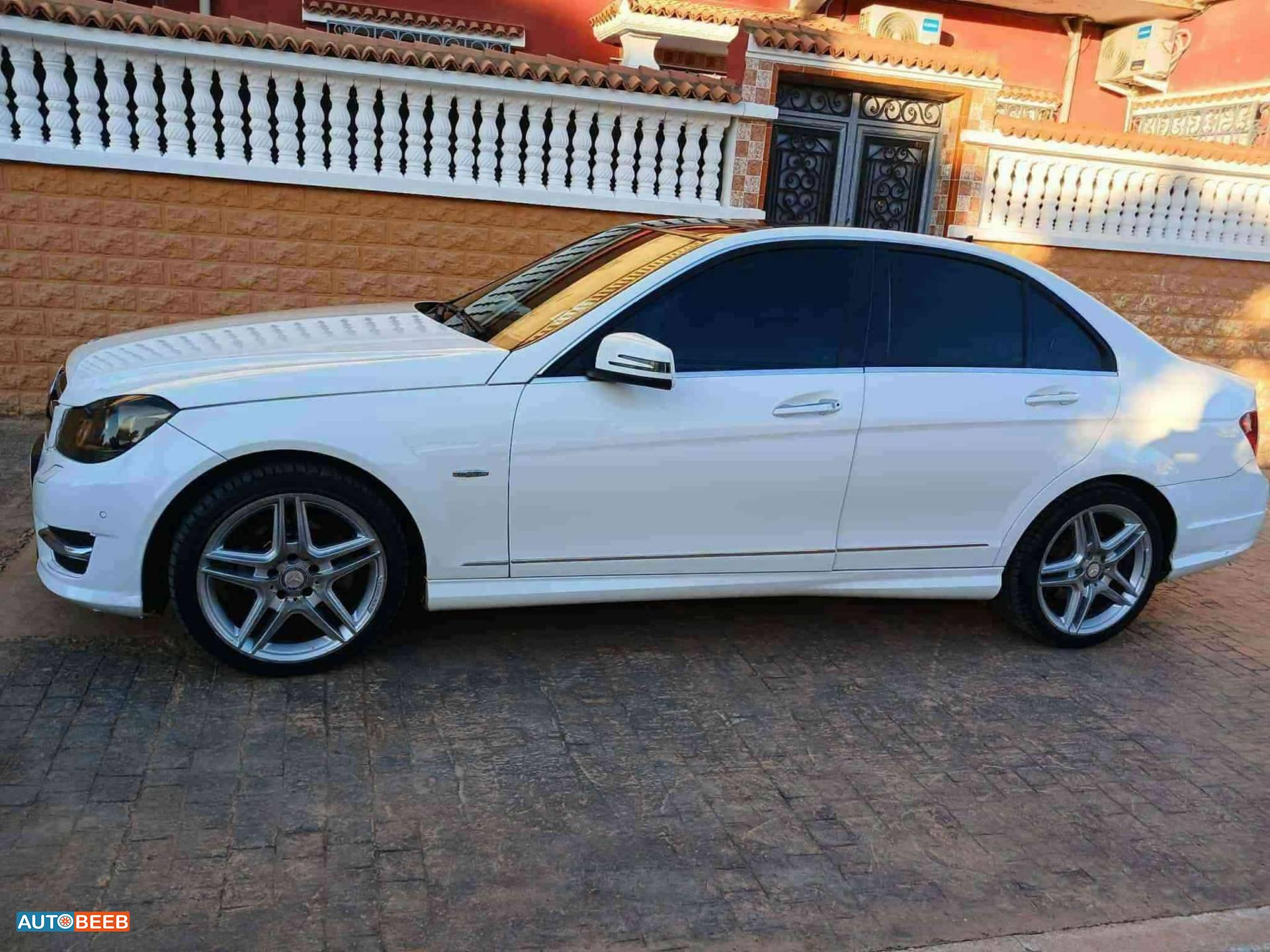 مرسيدس بنز C250 2014