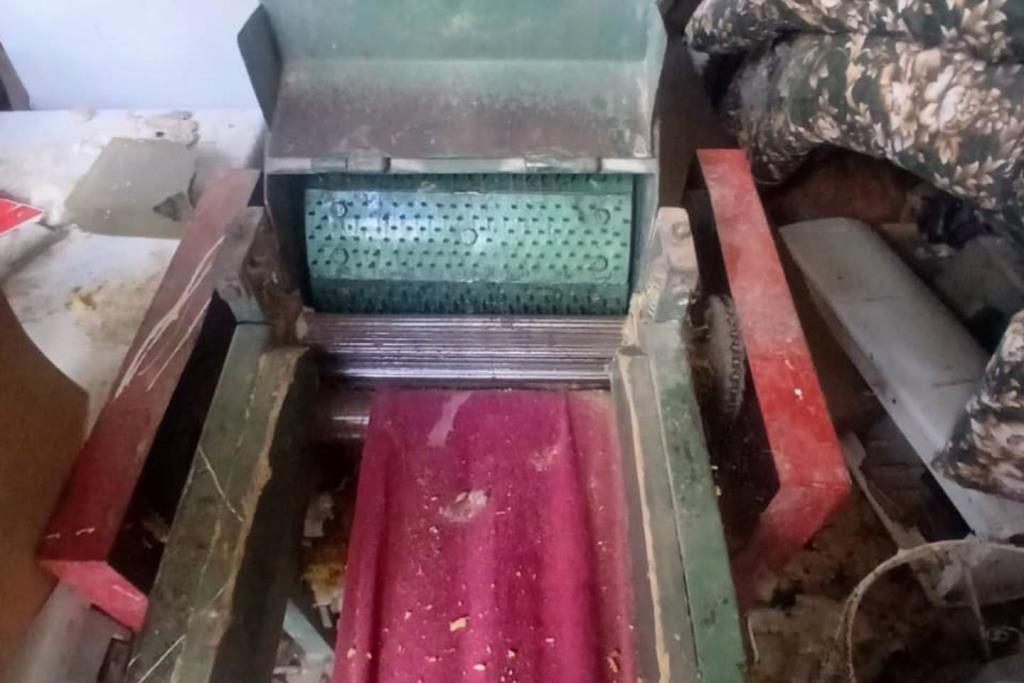 ندافة صوف  او ماكنة نفس الصوف