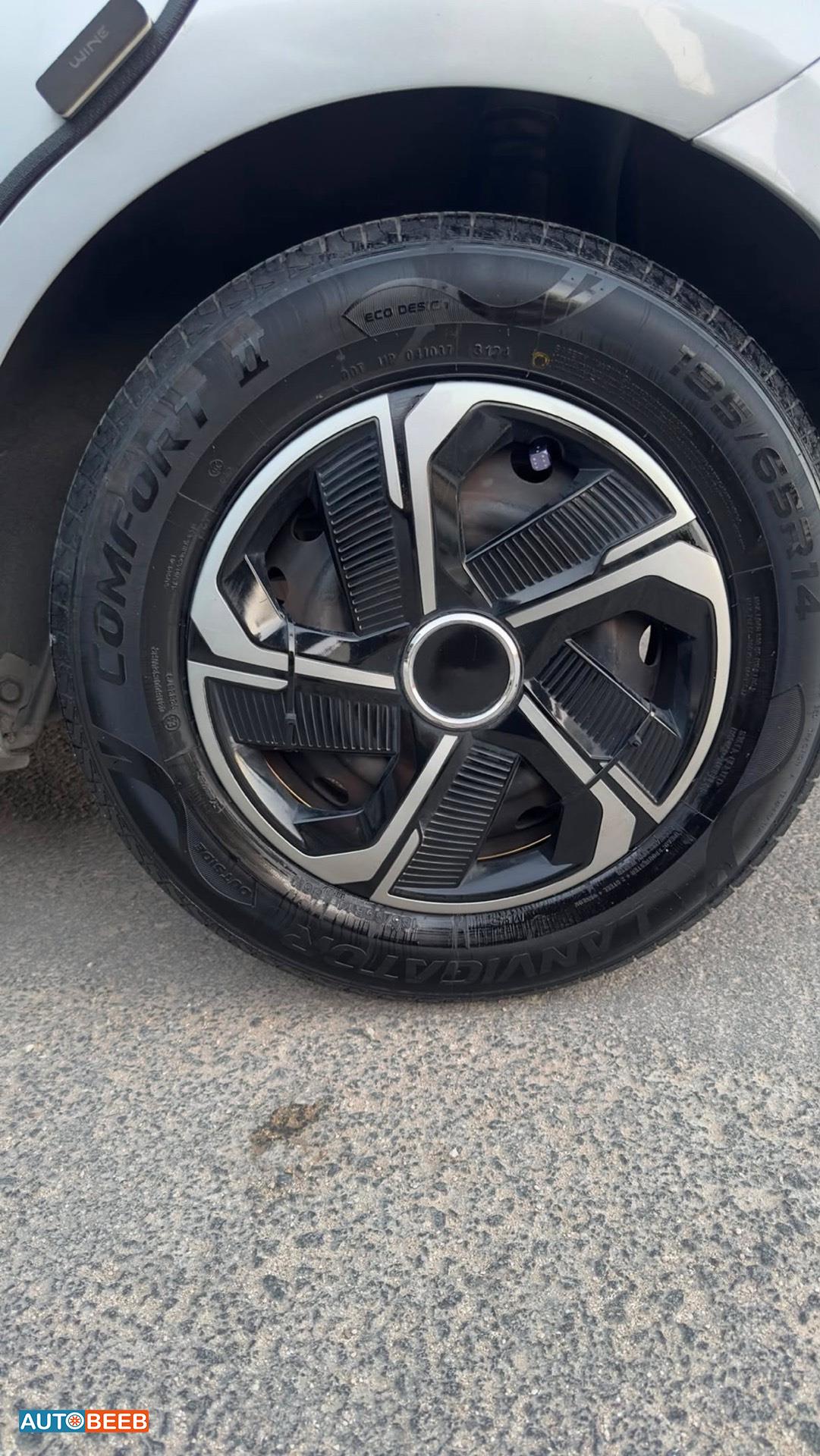 Nissan Micra 2016