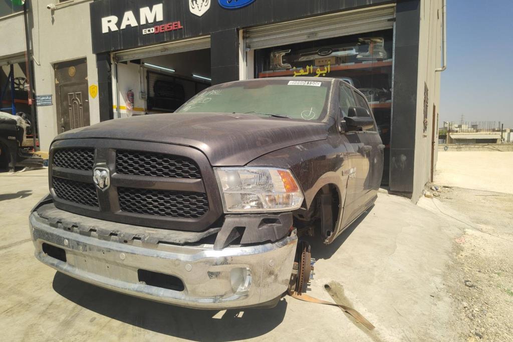 Body  Front clip Dodge RAM