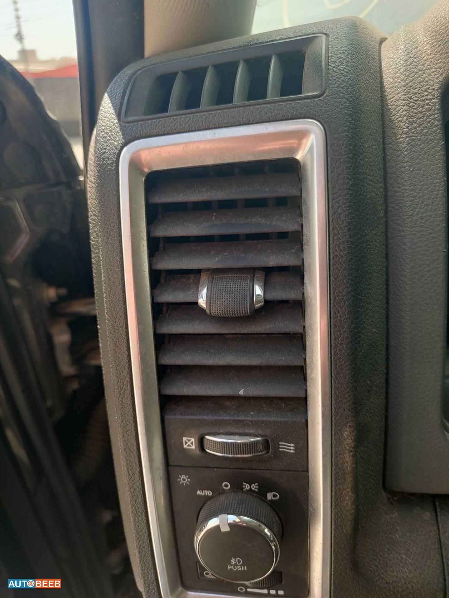 Cabin  Control buttons Dodge RAM