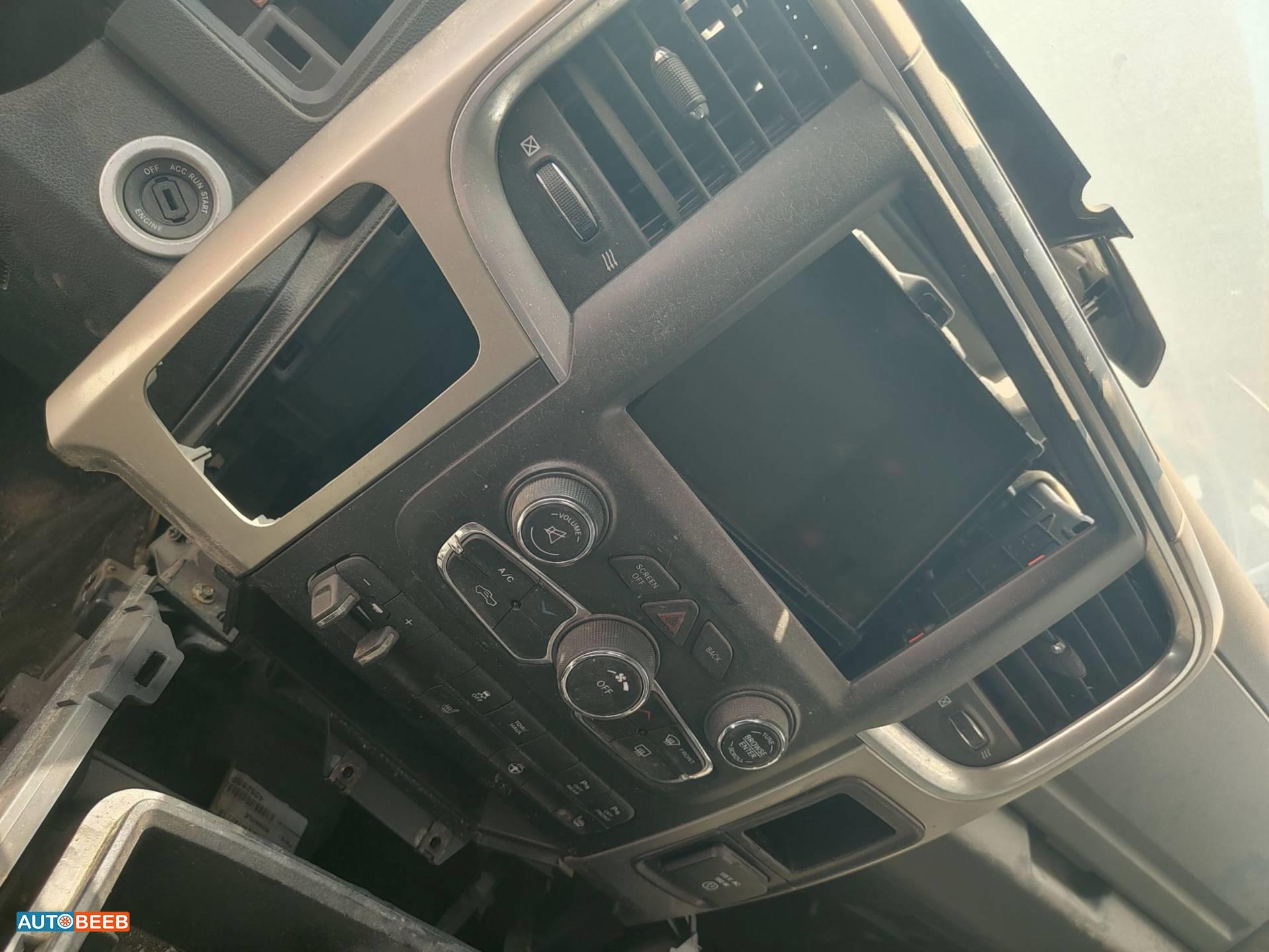 Cabin  Dashboard Dodge RAM