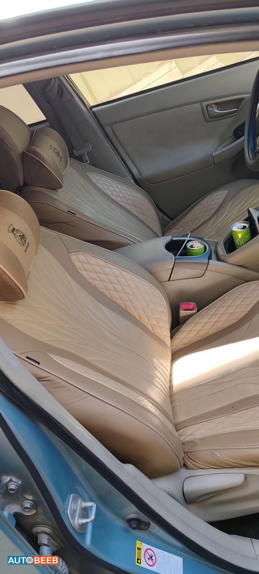 Toyota Prius 2013