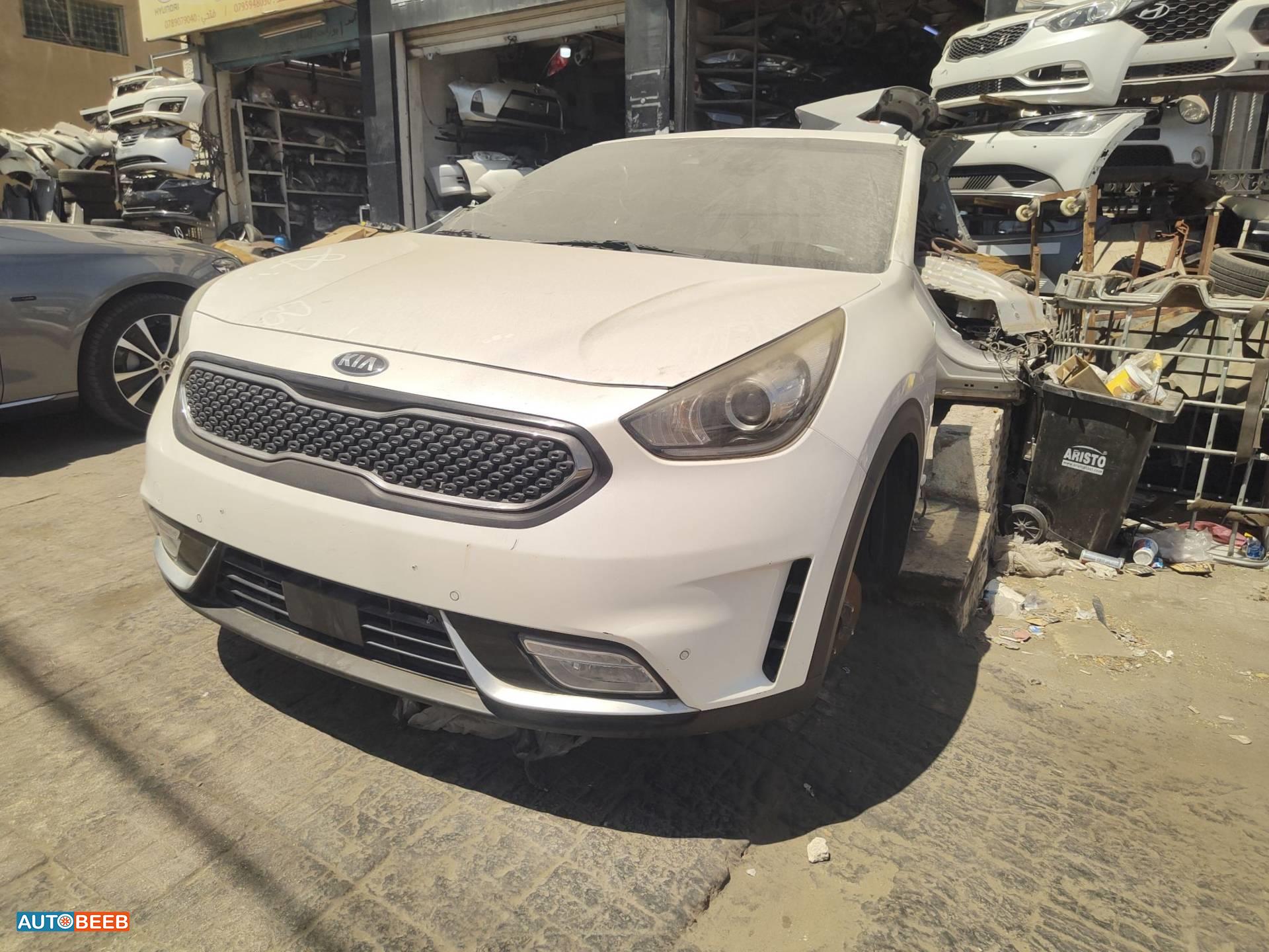 Body  Front clip KIA Niro