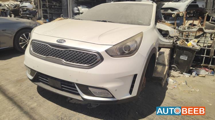 Body  Front clip KIA Niro