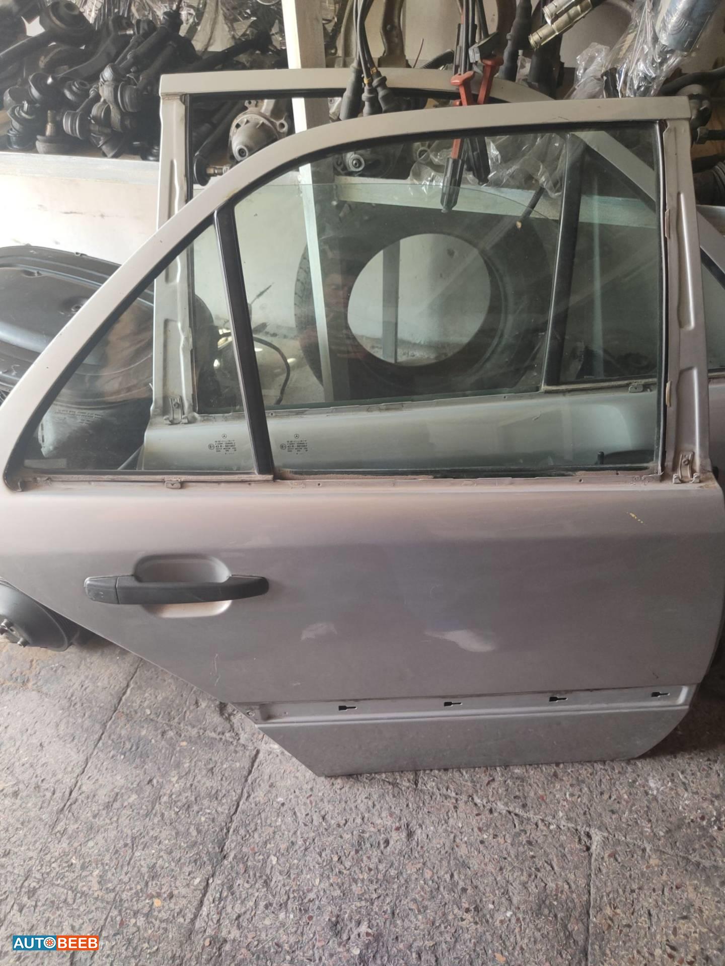 Body  Doors Mercedes Benz C200