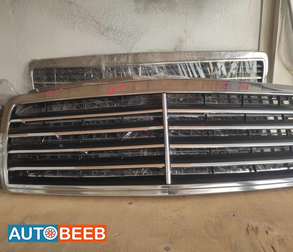 Body  Grilles Mercedes Benz C200