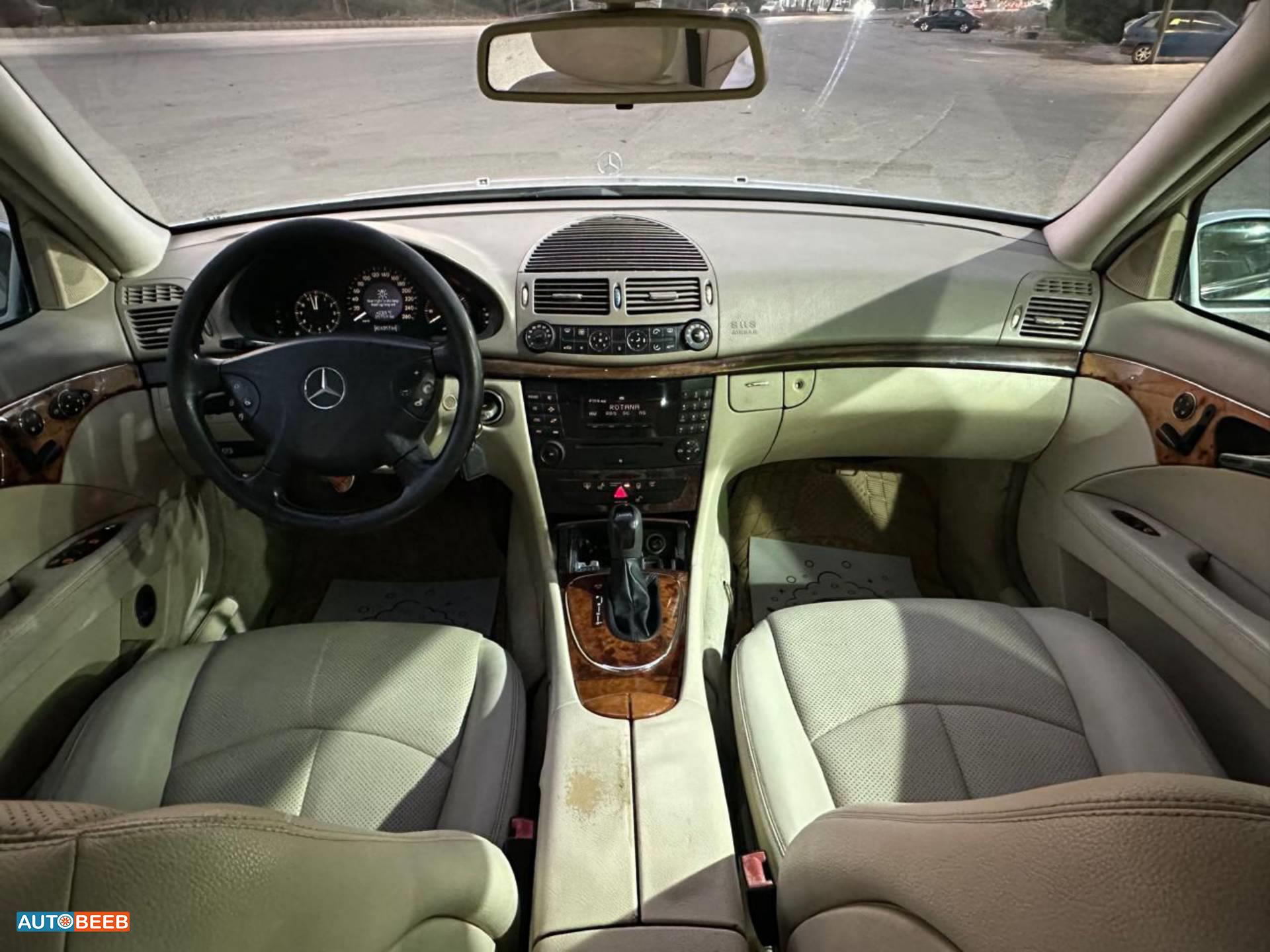 مرسيدس بنز E200 2006