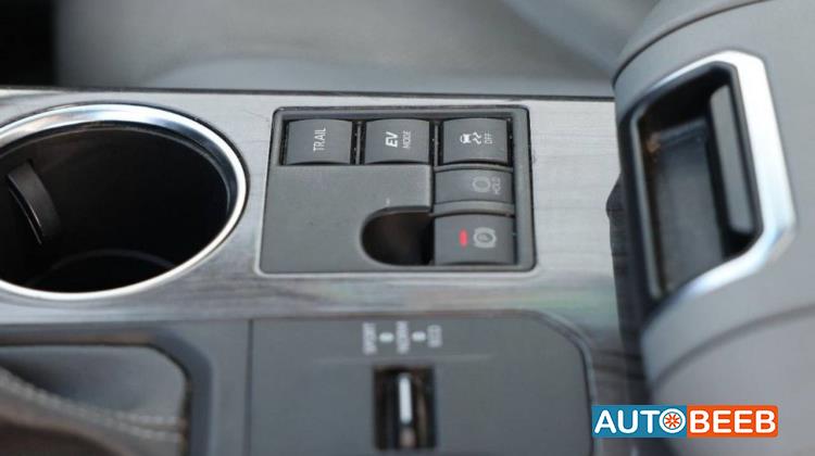 تويوتا هايلاندر 2023