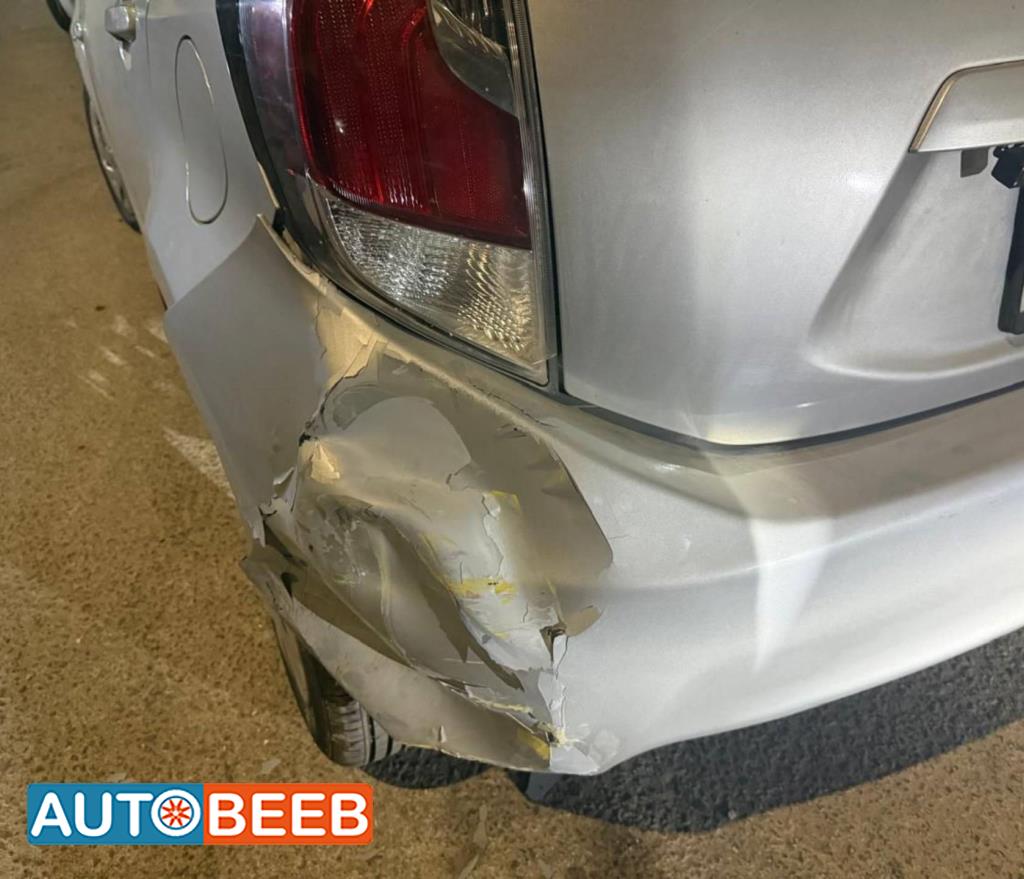 Body  Bumper Toyota Prius C
