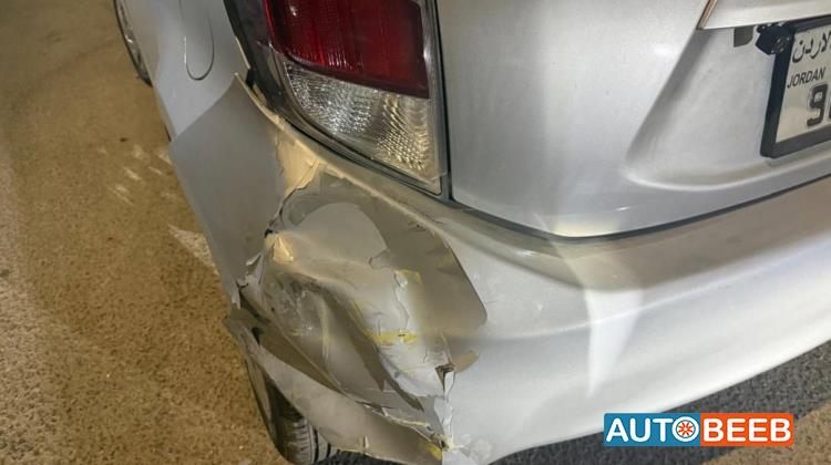 Body  Bumper Toyota Prius C