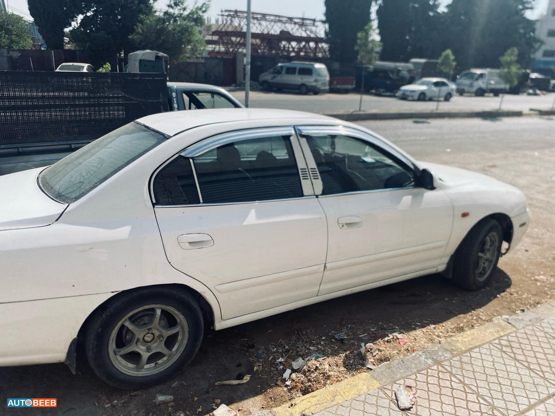 هيونداي افانتي 2004