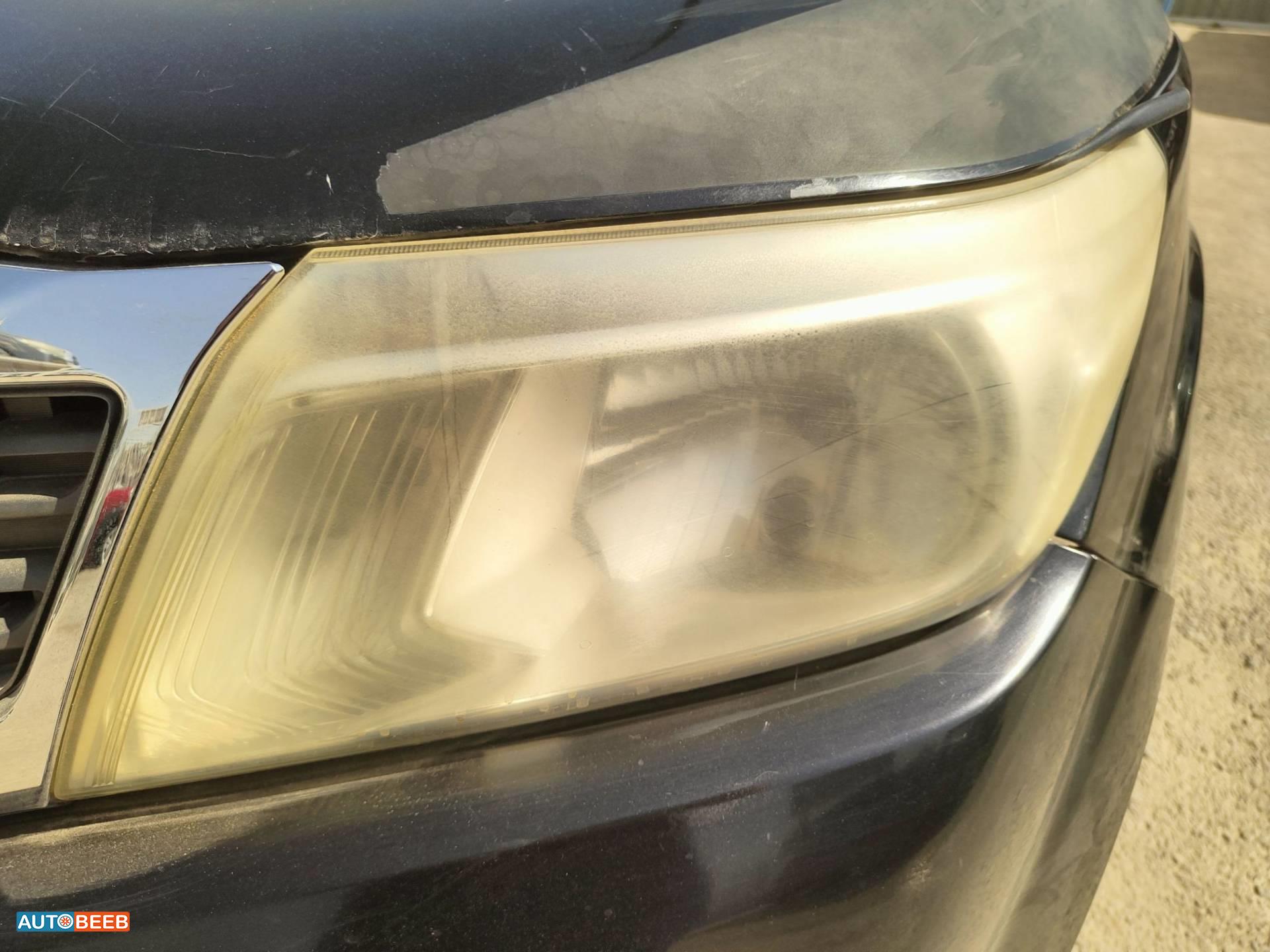 Lights Front light Nissan Navara