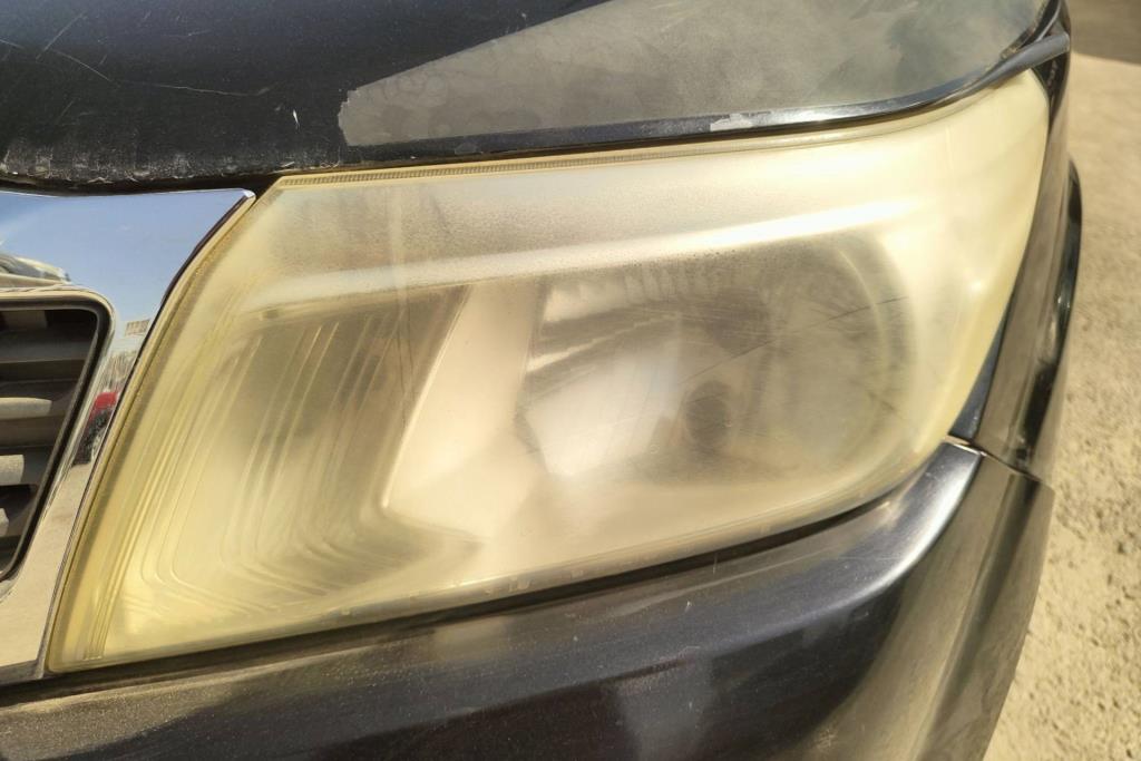 Lights Front light Nissan Navara