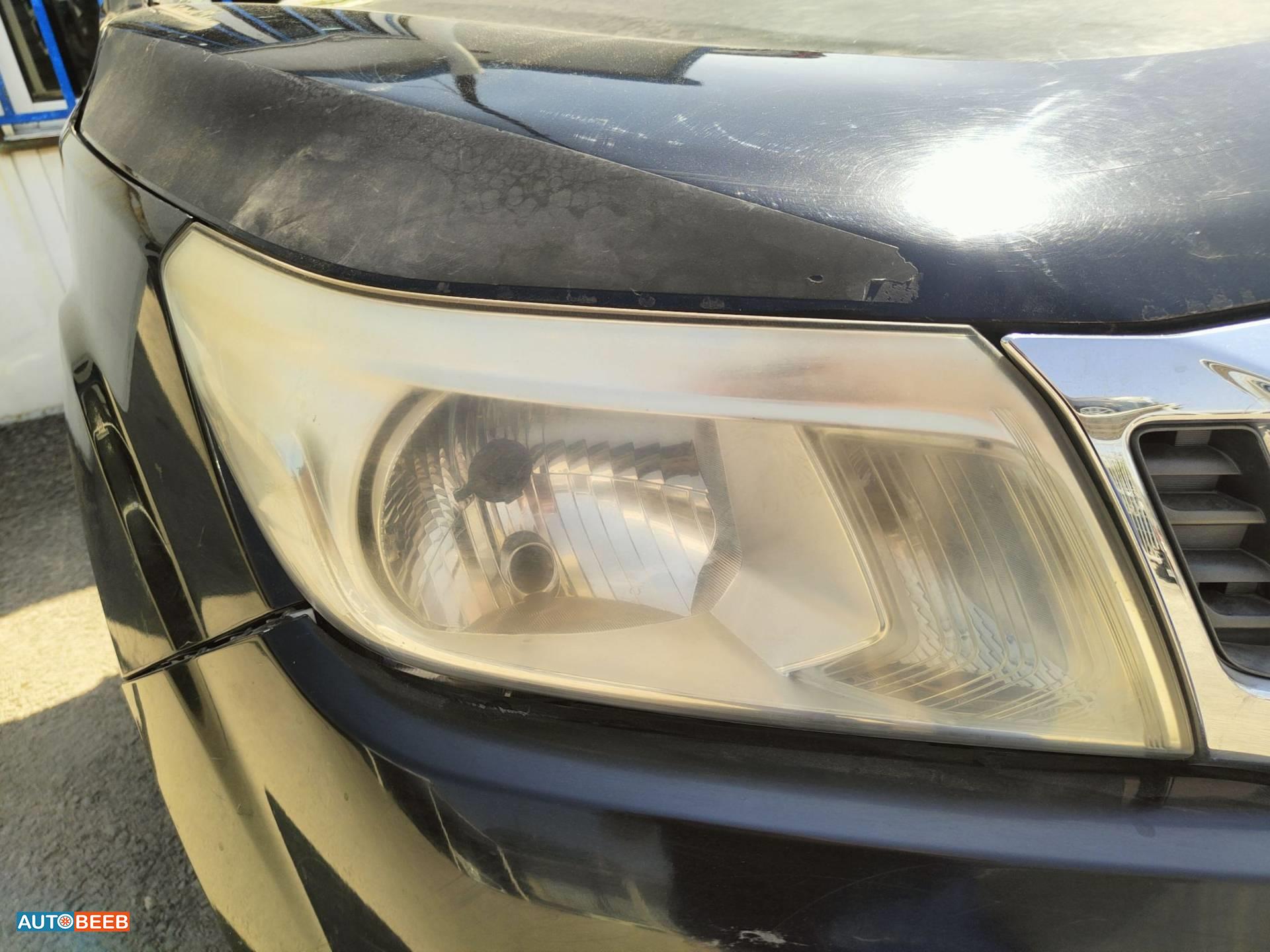 Lights Front light Nissan Navara