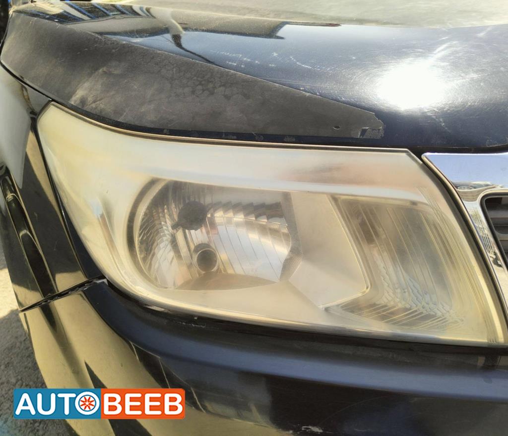 Lights Front light Nissan Navara