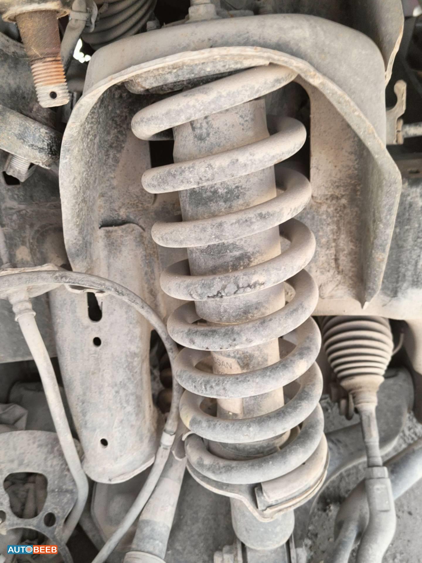  Shock Absorber Nissan Navara