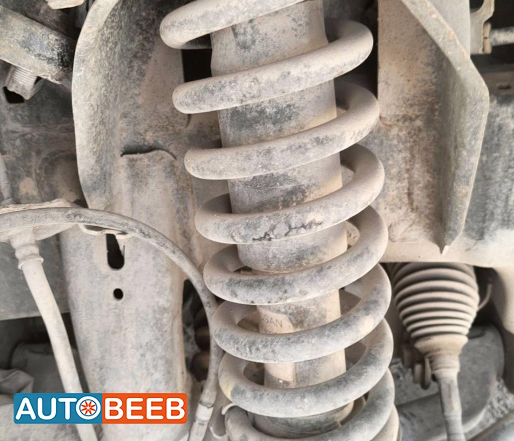  Shock Absorber Nissan Navara