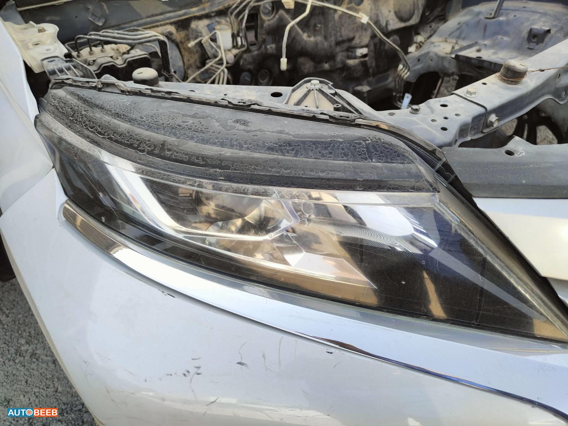 Lights Front light Mitsubishi L200