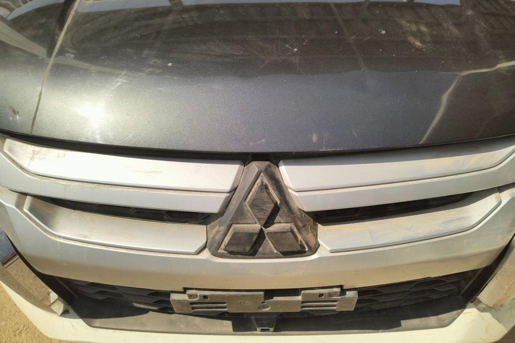 Body  Grilles Mitsubishi L200