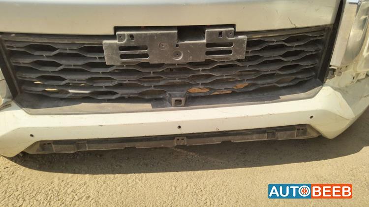 Body  Grilles Mitsubishi L200