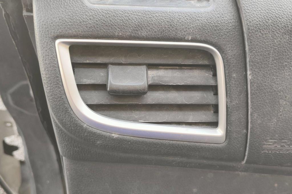 Cabin  Control buttons Mitsubishi L200