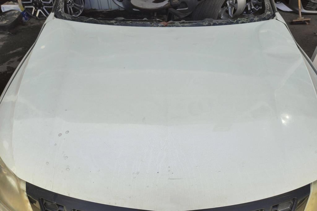 Body  Hood Mitsubishi L200