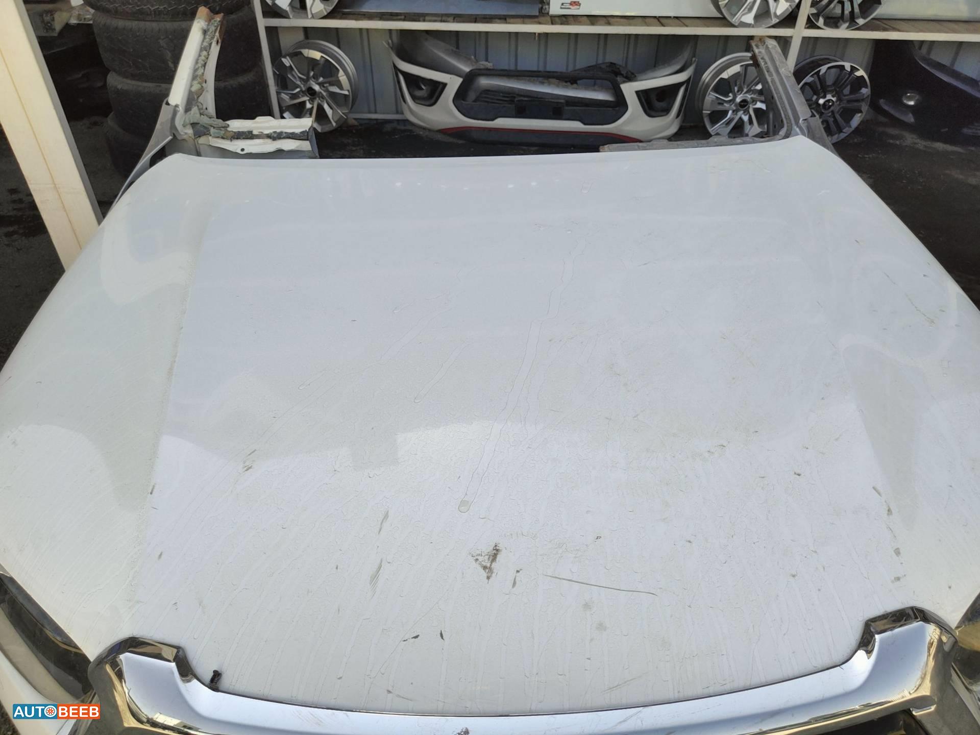 Body  Hood Toyota Hilux