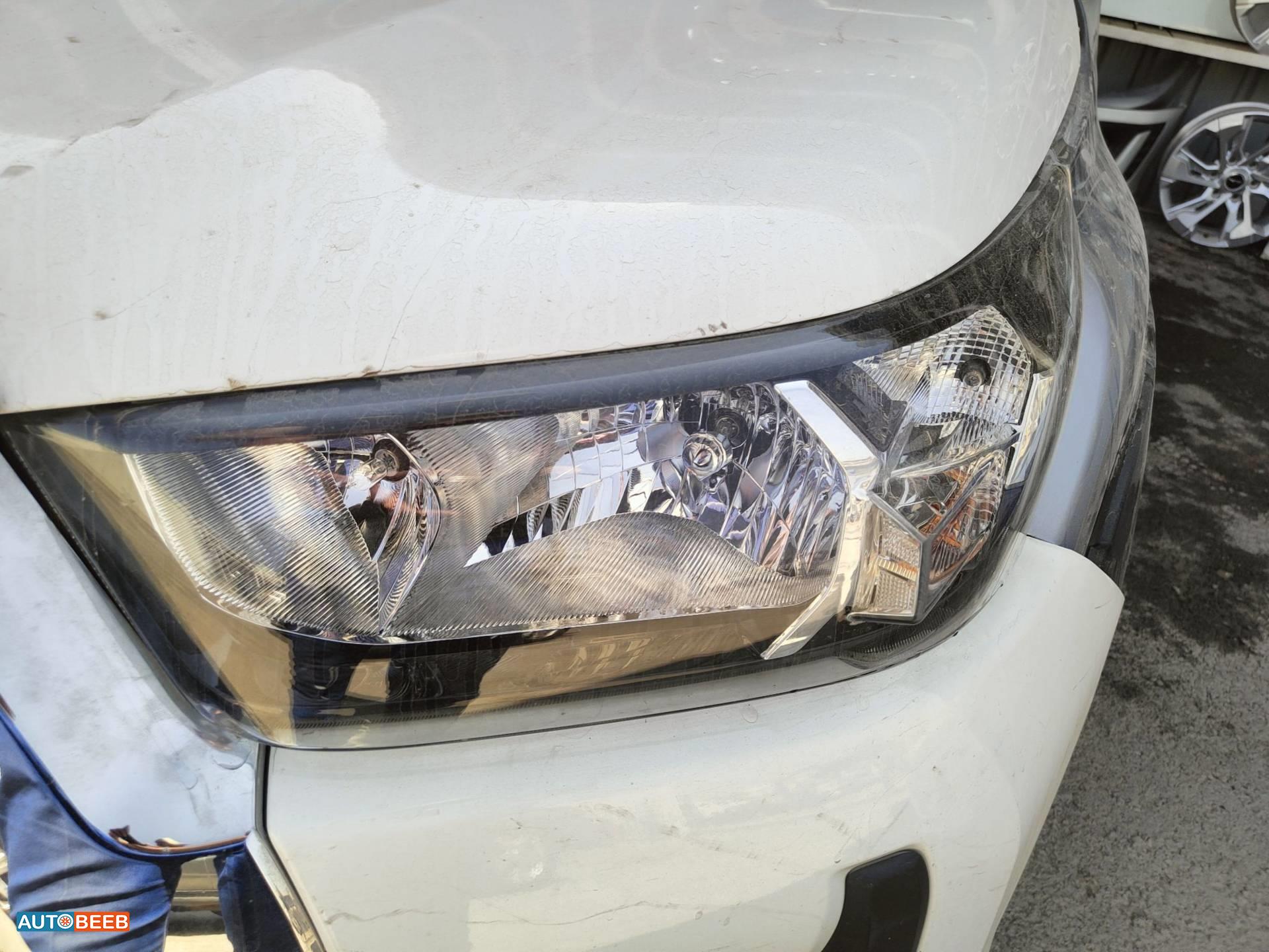 Lights Front light Toyota Hilux