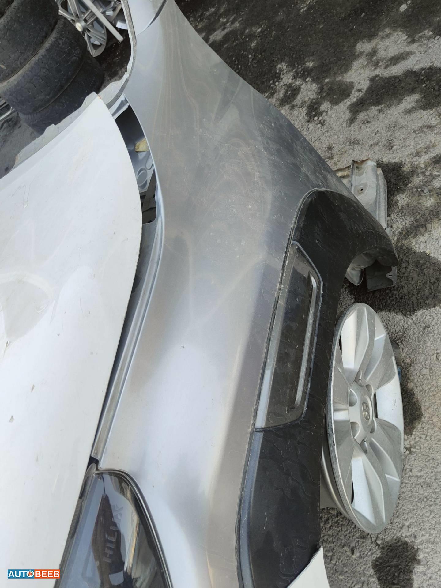 Body  Fenders  Toyota Hilux