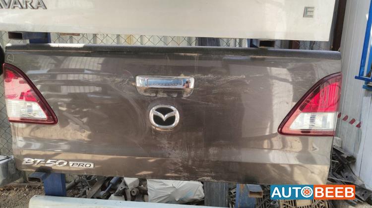 Body  Trunk Mazda BT50