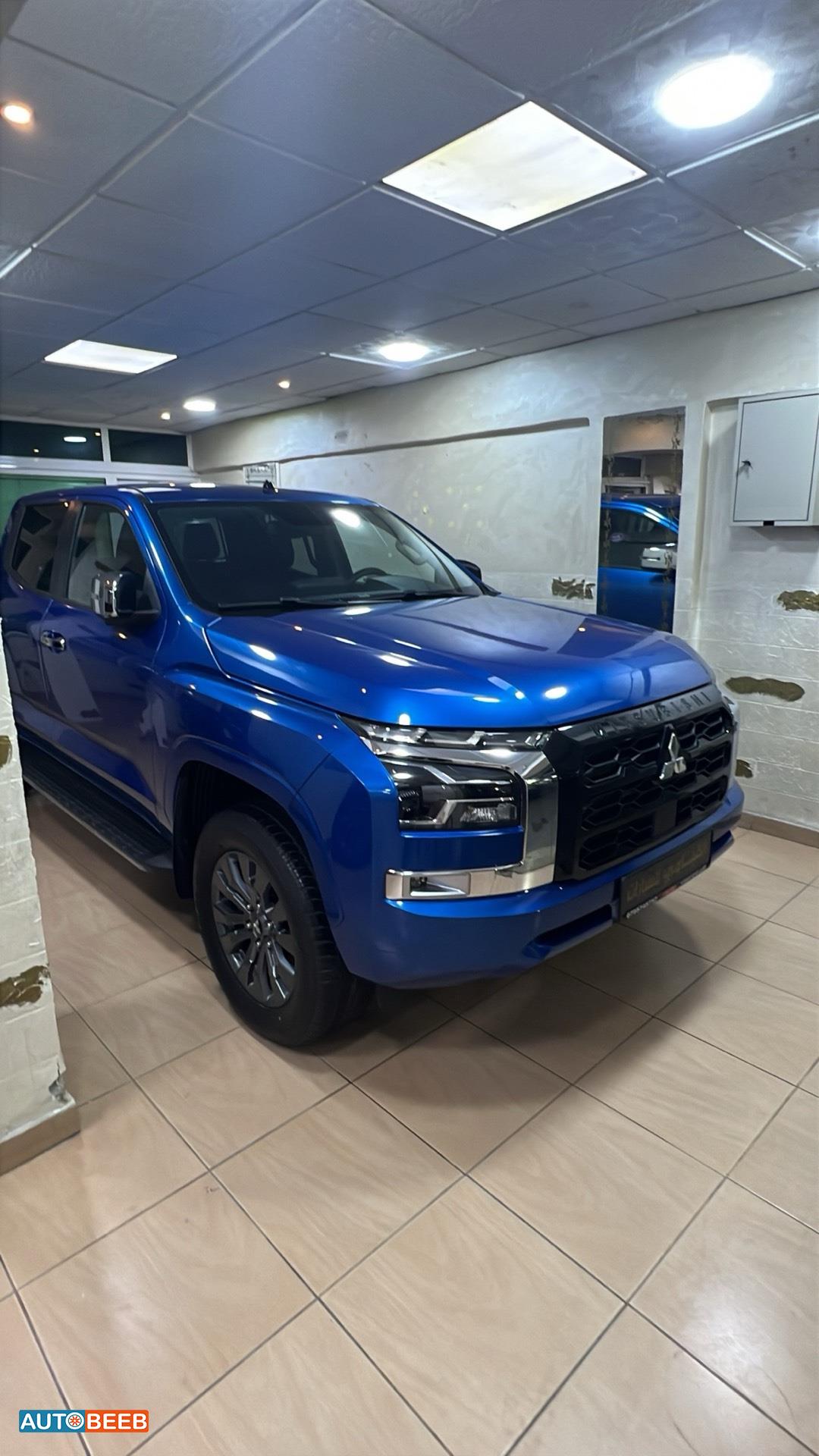 Mitsubishi L200 2024