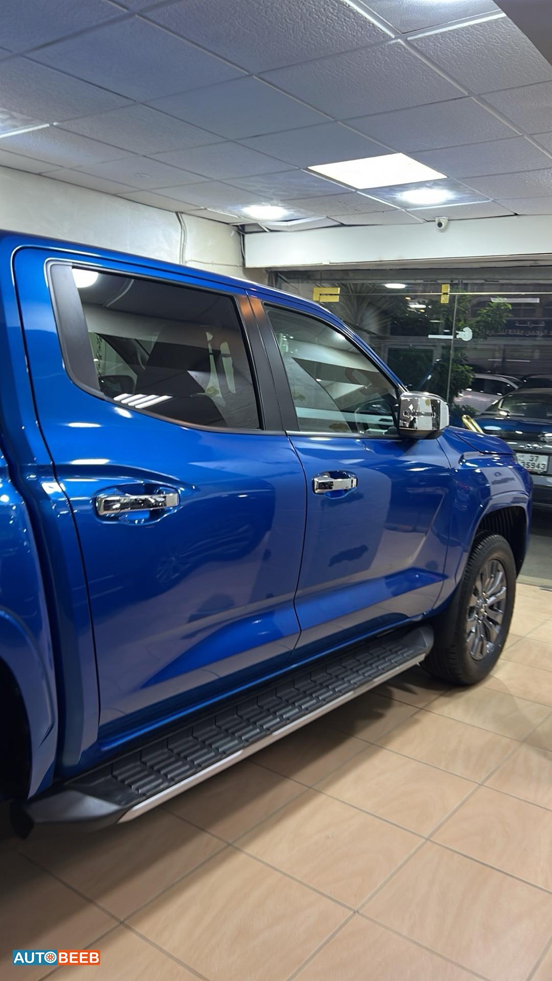 Mitsubishi L200 2024