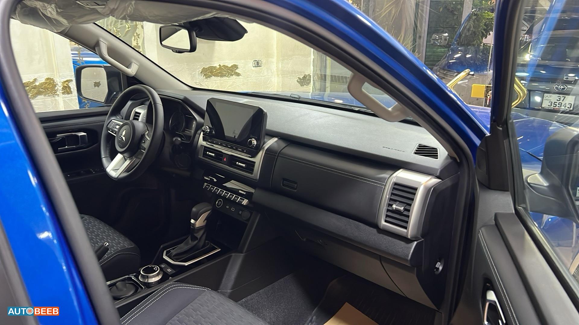 Mitsubishi L200 2024