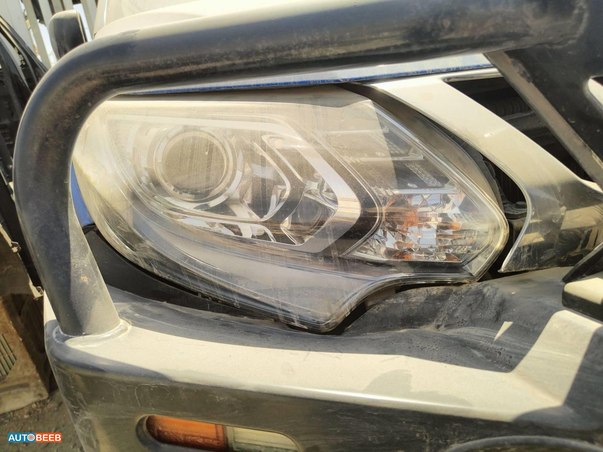 Lights Front light Mitsubishi L200